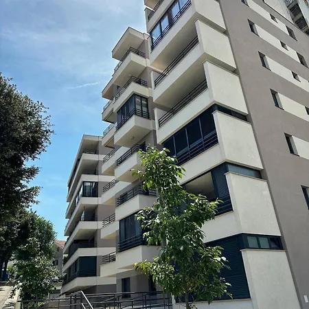 S'Akvarel 3 - Private Garage Split Exterior photo
